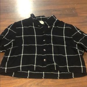 Cropped plaid shirt